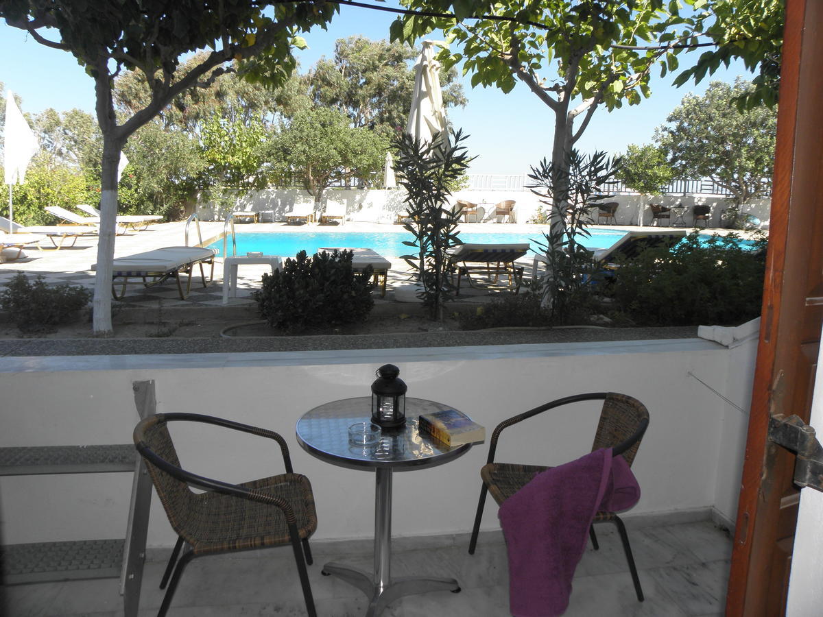 Areti Hotel Kamari  Exterior photo